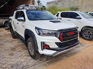 Toyota Hilux 2015– Ajovalot Lexus-design V1 2015-2019 (2 kpl) kuva 1