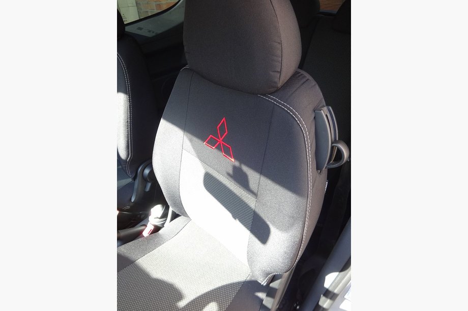 Mitsubishi Colt 2004–2012 Auton istuinsuojat (kangas, Classik) Image