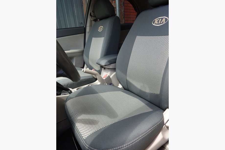 Kia Cerato 1 2004–2009 Auton istuinsuojat (kangas, Classik) Image