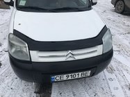 Citroen Berlingo 1996–2008 Konepellin deflektori FLY (2003-2008) kuva 1