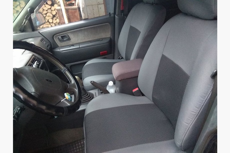 Mitsubishi Space Wagon 1998–2004 Auton istuinsuojat (kangas, Classik) Image