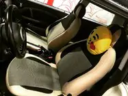 Suzuki Swift 2005–2010 Auton penkinpäälliset (keinonahka↗kangas, Premium) kuva 3