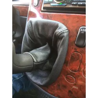 Nahkainen vaihdekepin suojapussi Mercedes Vito W638 1996–2003 kuva 2