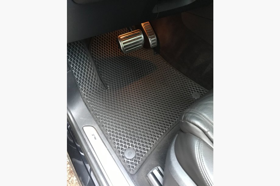 Volkswagen Touareg 2010–2018 EVA-lattiamatot (mustat) Image