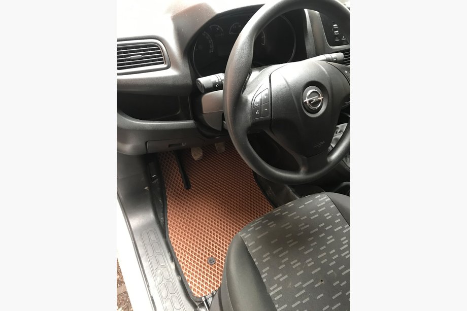 Opel Combo 2012–2018 EVA-automatot (tiilikuvio, etumatot) Image
