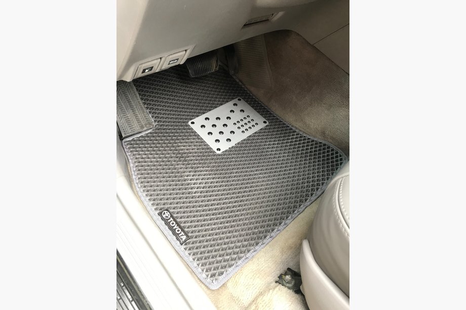 Lexus LX470 1998–2007 EVA-lattiamatot (mustat) Image