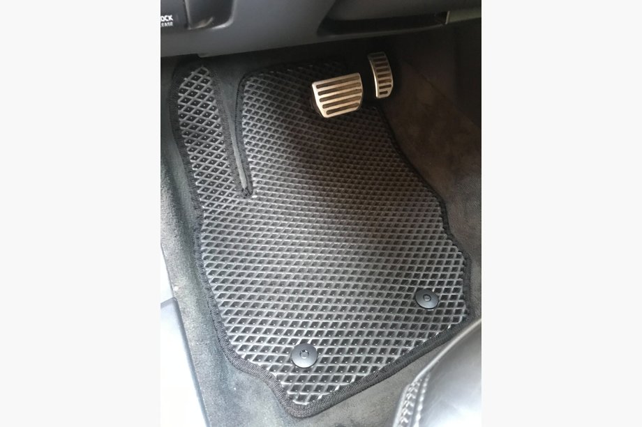 Volvo XC70 2007–2013 EVA-lattiamatot (mustat) Image