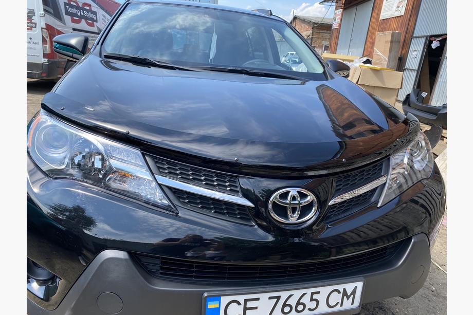 Toyota Rav 4 2013–2018 Konepellin tuuliohjain (HIC) Image