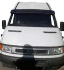 Iveco Daily 1999–2006 Tuulilasin aurinkolippa V1 (musta kiiltävä, 5 mm) kuva 1