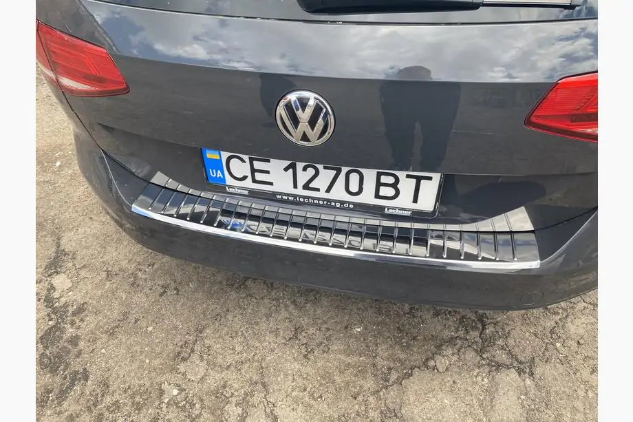 Volkswagen Passat B8 2015–2023 Takapuskurin kromisuojalista Carmos V1 (SW) Kuva 2