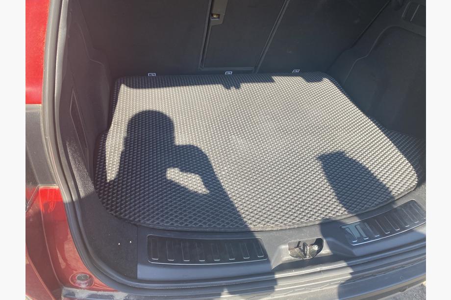Land Rover Discovery Sport 2014– Tavaratilan matto (EVA, musta) Image