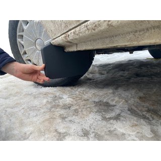 Premium mallikohtaiset eturoiskeläpät (2 kpl) kuva 2