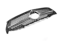 Mercedes CLA C118 2019– Etusäleikkö Diamond Silver (2019-2022) kuva 3