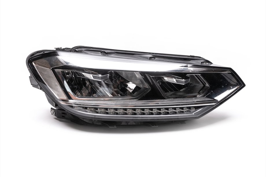 Volkswagen Touran 2015– Etu LED-ajovalo (oikea, alkuperäinen, käytetty) Image