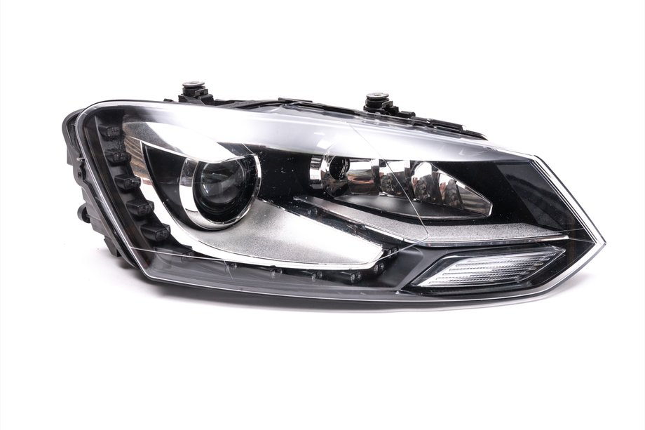 Volkswagen Polo 2010–2017 LED-ajovalo eteen (2014-2017, oikea, alkuperäinen, käytetty) Image