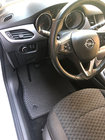 Opel Astra K 2016–2021 EVA-lattiamatot (mustat) kuva 1