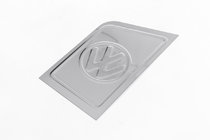 Volkswagen T5 Caravelle 2004–2010 Polttoaineluukun kromikoriste logolla (Carmos) kuva 1
