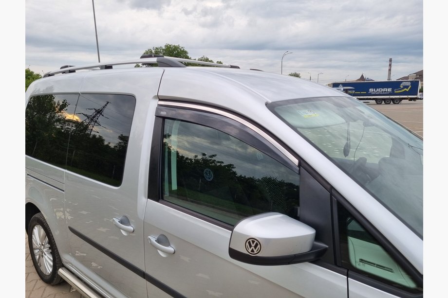 Volkswagen Caddy 2015–2020 Ikkunatuuliohjaimet kromilistalla (2 kpl, Niken) Image