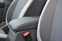 Volkswagen Tiguan 2007–2016 Istuinsuojat (keinonahka→kangas, Premium) kuva 8
