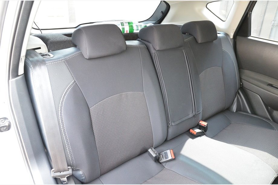Nissan Qashqai 2007–2010 Ekonahkaiset istuinsuojat SoyuzAuto Premium Kuva 5