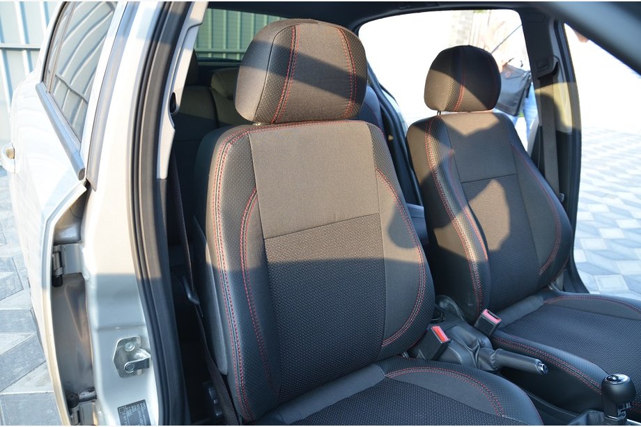Opel Astra H 2004–2013 Premium-istuinsuojat Image