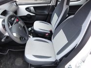 Peugeot 107 2005–2014 Ekonahkaiset istuinsuojat SoyuzAuto Premium kuva 1