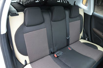 Opel Crossland X 2017–2024 Premium-istuinpäälliset kuva 2