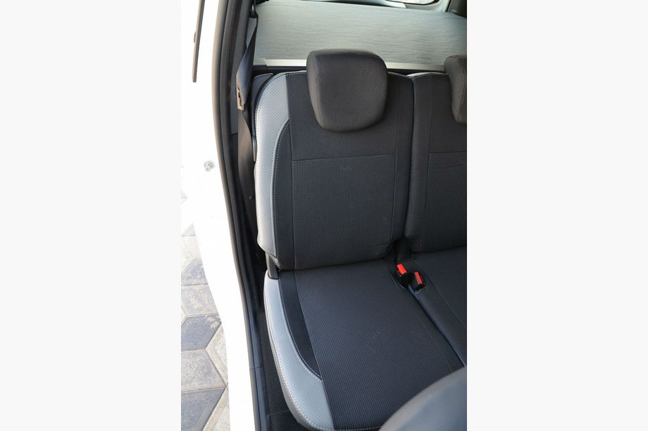 Dacia Lodgy 2012–2022 UUTUUS!!! Alkuperäiset SoyuzAuto Premium -istuinsuojat Image