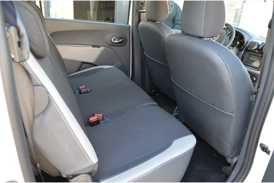 Renault Lodgy 2013–2022 Auton penkinpäälliset (keinonahka↗kangas, Premium) Image