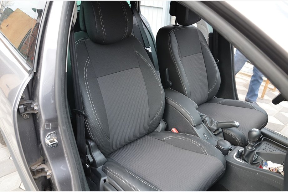 Renault Megane III 2009–2016 Auton istuinsuojat (keinonahka/kangas, Premium) Image