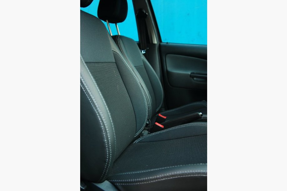 Skoda Octavia I Tour A4 1996–2010 Auton penkinpäälliset (keinonahka↗kangas, Premium) Image