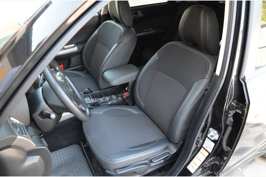 Subaru Forester 2008–2013 Ekonahkaiset istuinsuojat SoyuzAuto Premium Image