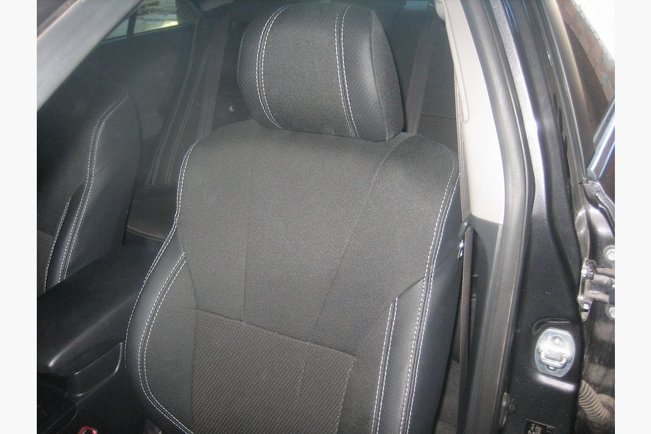 Toyota Camry 2006–2011 Auton penkinpäälliset (keinonahka↗kangas, Premium) Image