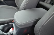 Toyota Rav 4 2013–2018 Auton penkinpäälliset (keinonahka↗kangas, Premium) kuva 5