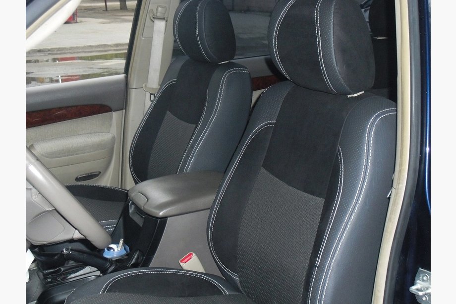 Toyota Land Cruiser Prado 120 2002–2009 Ekonahkaiset istuinsuojat SoyuzAuto Premium-series Image