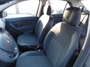 Renault Logan II 2013–2022 Auton istuinsuojat (eko-nahka + kangas, Premium) kuva 1