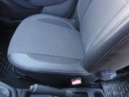 Renault Logan II 2013–2022 Auton istuinsuojat (eko-nahka + kangas, Premium) kuva 6