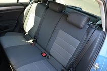 Volkswagen Golf 7/E-Golf 2012–2020 Auton istuinsuojat (keinonahka→kangas, Premium) kuva 3