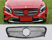 Mercedes GLA X156 2014–2019 Etusäleikkö Diamond Silver (2014-2016) kuva 6