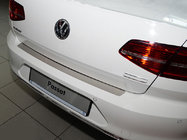 Volkswagen Passat B8 2015–2023 Takapuskurin suojalista Nataniko (ruostumaton teräs) kuva 1