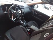 Nissan Qashqai 2014–2021 Auton penkinpäälliset (keinonahka↗kangas, Premium) kuva 1