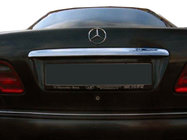Mercedes C-class W203 2000–2007 Rekisterikilven ylälista (muovi) kuva 1