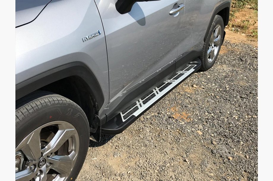 Toyota Rav 4 2019–2025 Sunrise-astinlaudat (2 kpl, alumiini) Image
