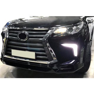 Facelift-sarja (vuosimalliin 2018) Toyota Fortuner 2015– kuva 1