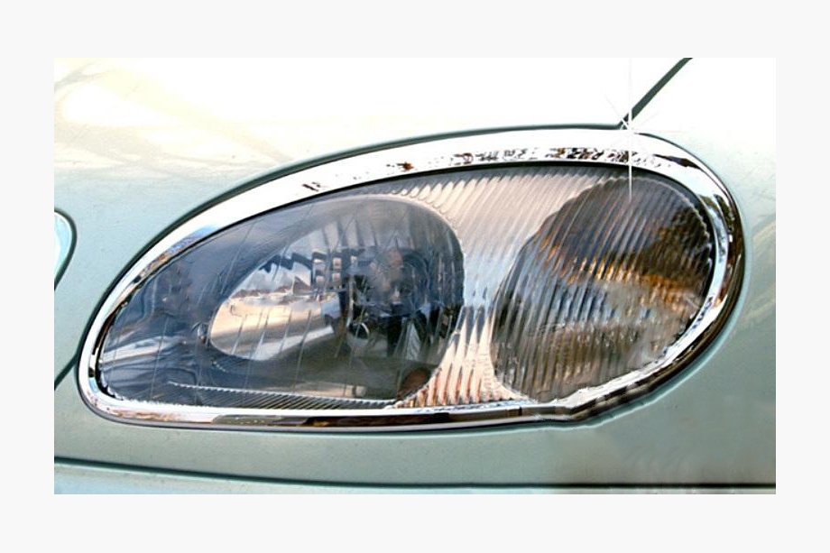 Daewoo Lanos 1998–2017 Ajovalojen kromilistat (2 kpl, muovi) Image