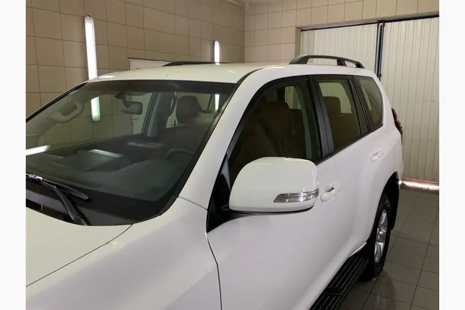 Toyota Land Cruiser Prado 150 2009–2023 Kattokaiteet, turkkilainen design (mustat, 2 kpl) Image