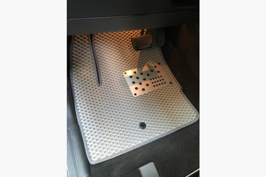 Land Rover Freelander II 2006–2014 EVA-lattiamatot (harmaat) Image