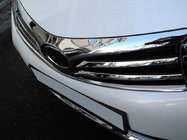 Toyota Corolla 2013–2019 Jäähdyttimen säleikön alalista (2013-2016, ruostumaton teräs) kuva 1