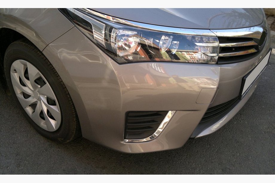 Toyota Corolla 2013–2019 Sumuvalojen kromikehykset (2013-2016, ruostumaton teräs) Image