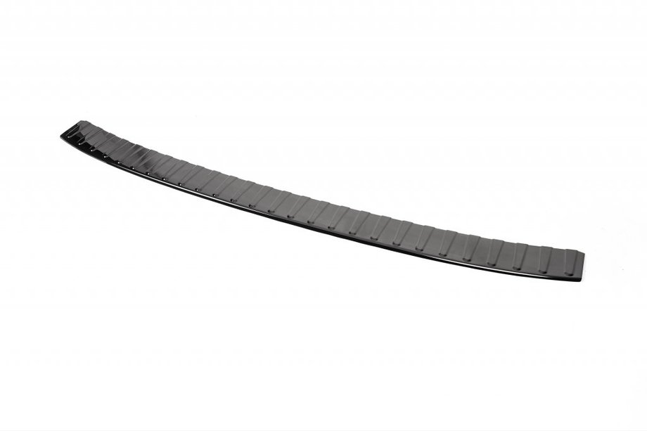Ford Custom 2013–2022 Takapuskurin suojalista, musta kromi (RST) Image